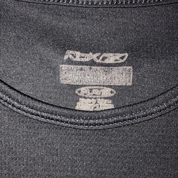 Reebok Shirt - Picture 2 of 8